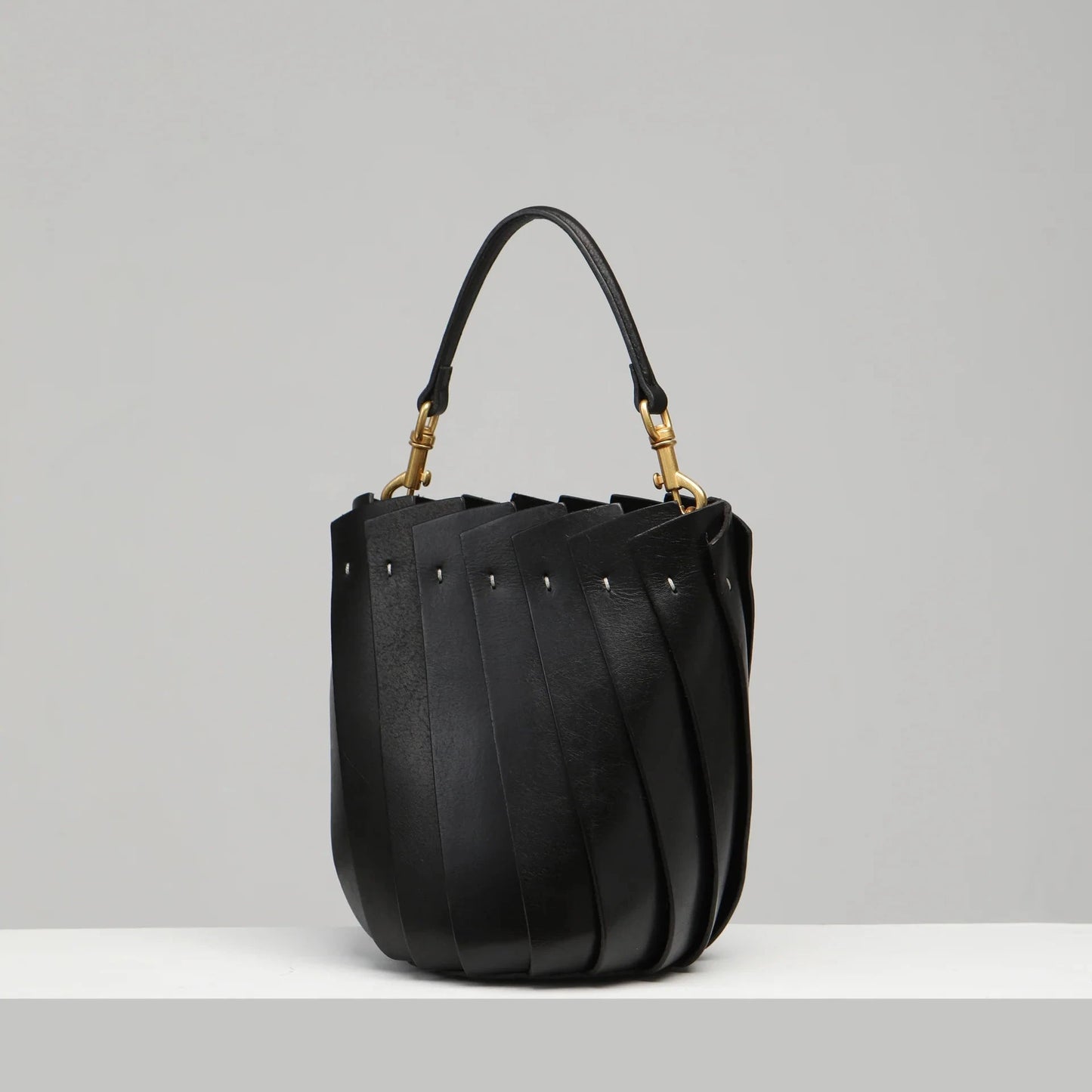 Bloom Bucket Tote - Black